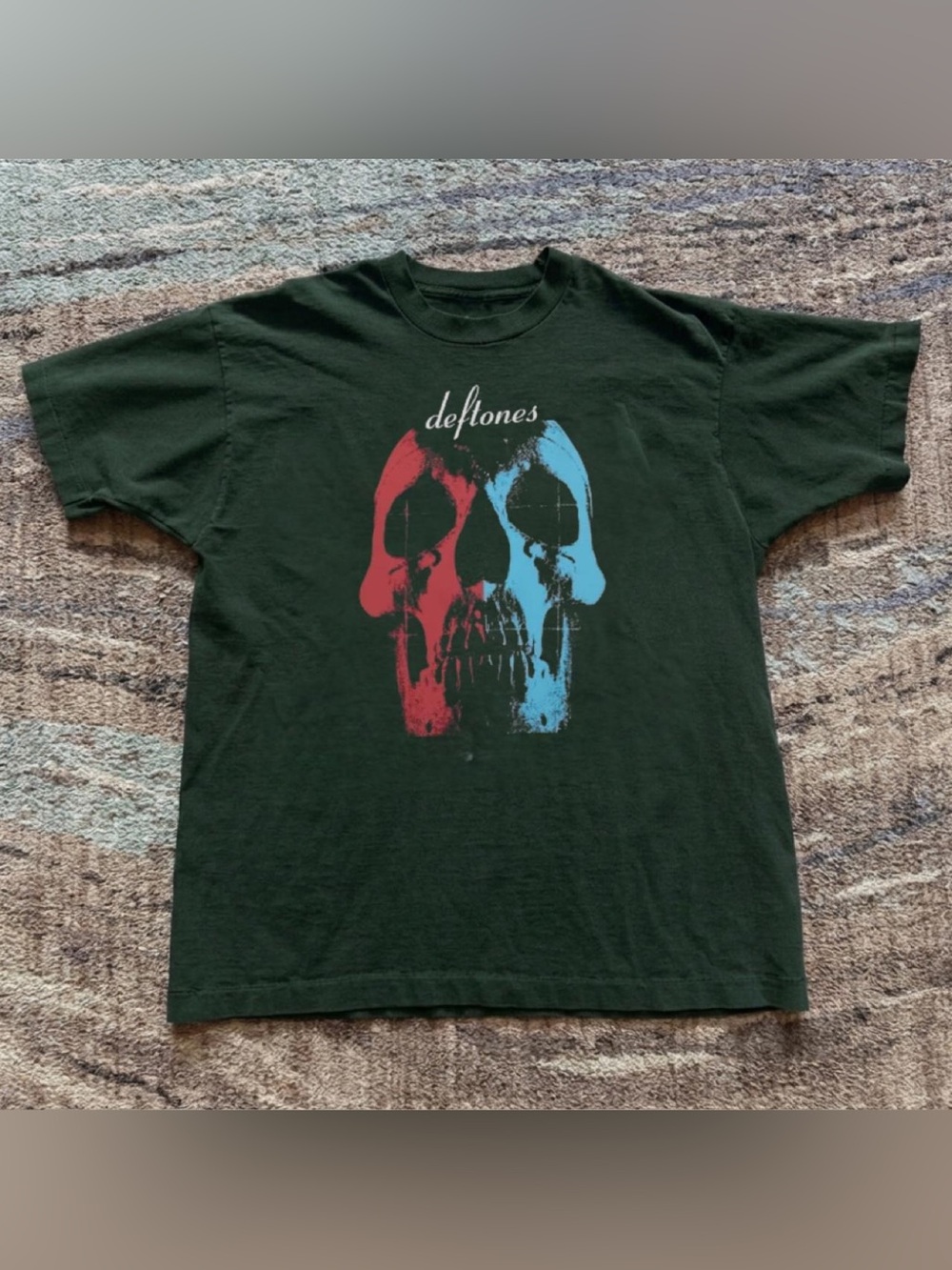 Deftones Skull Split Color Unisex Dark Forest Green Nu Metal Alt Graphic T-Shirt